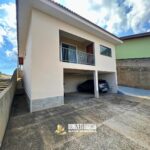 CASA EM AGUAS DE LINDÓIA